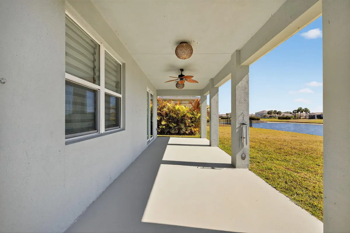 LANAI PORCH at 10916 SW Robbia Way, Port St. Lucie