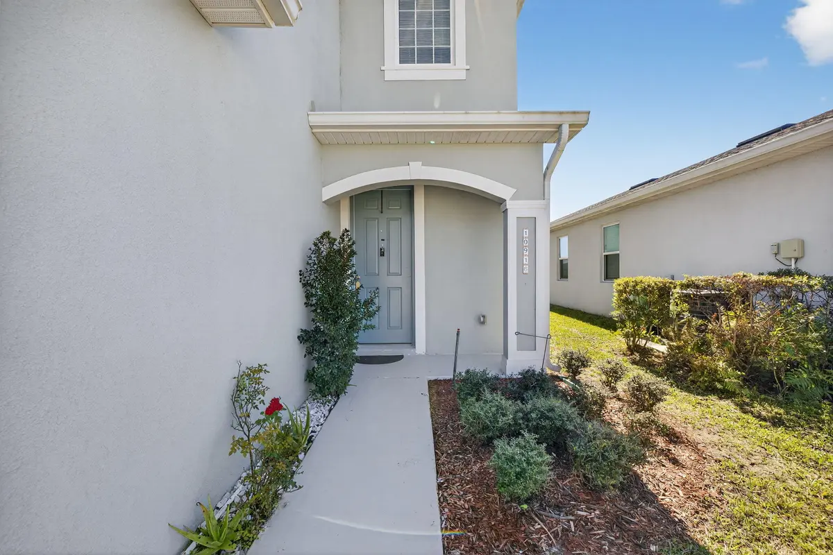 ENTRY at 10916 SW Robbia Way, Port St. Lucie