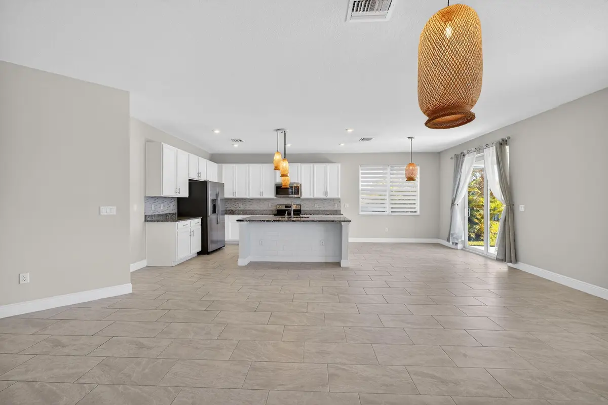 LIVING ROOM at 10916 SW Robbia Way, Port St. Lucie
