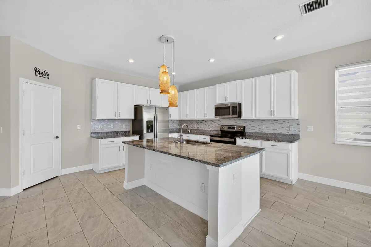 KITCHEN at 10916 SW Robbia Way, Port St. Lucie