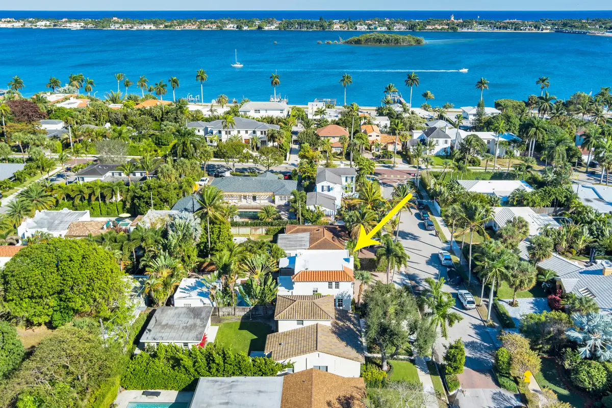 aerial at 137 Edgewood Drive, West Palm Beach