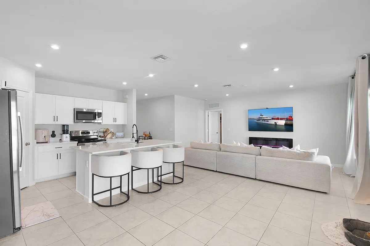 113DABOU14 at 113 Dabou Loop, Belle Glade