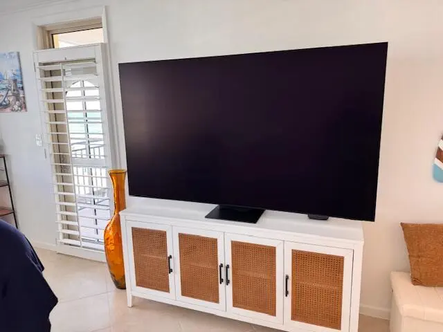 77inch Oled TV at 3475 S Ocean Boulevard 6110, Palm Beach