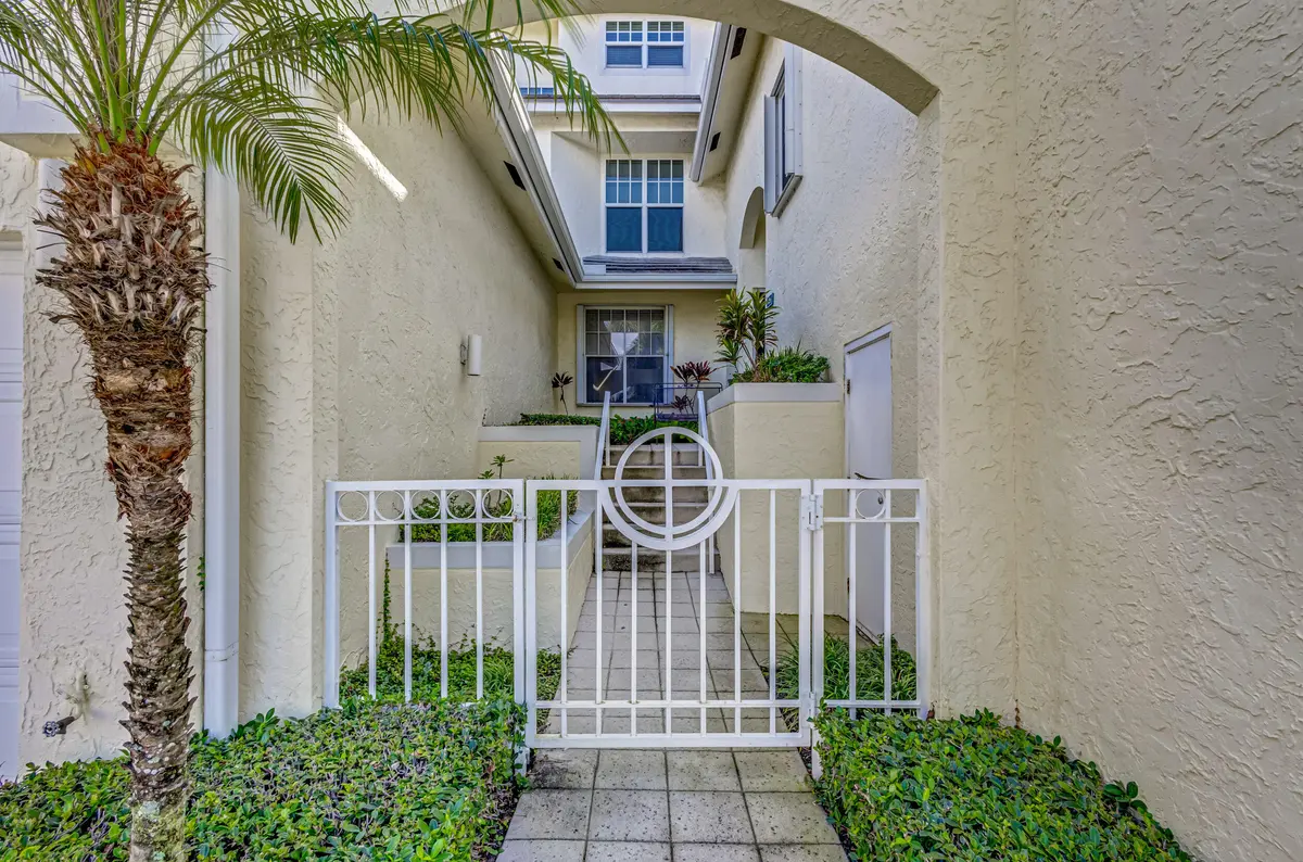 05_5d1a4654 at 406 Mainsail Circle, Jupiter