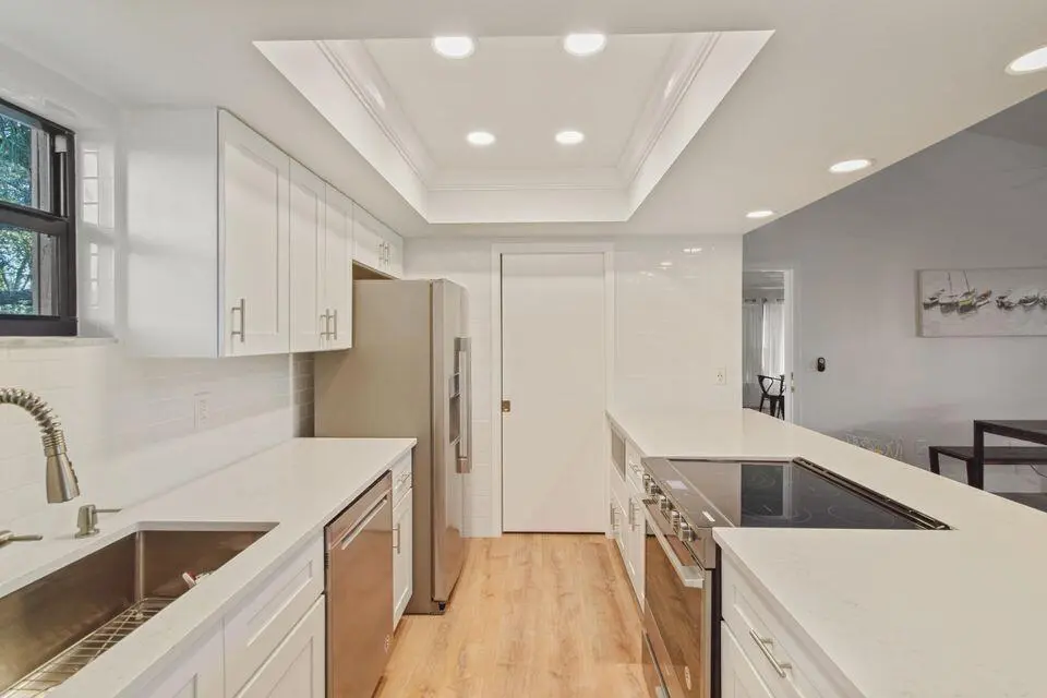kitchen 3 - 1:1 at 11863 Wimbledon Circle 508, Wellington
