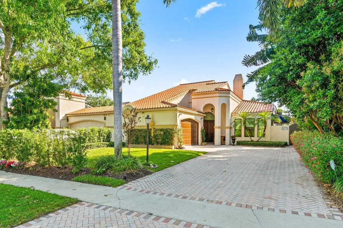 Front Exterior at 14170 Calypso Lane, Wellington