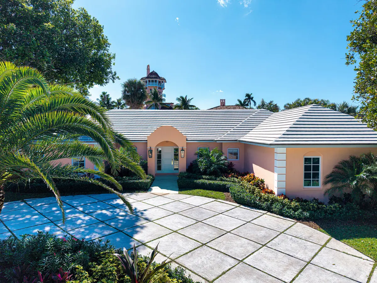 124 Woodbridge Rd at 124 Woodbridge Road, Palm Beach