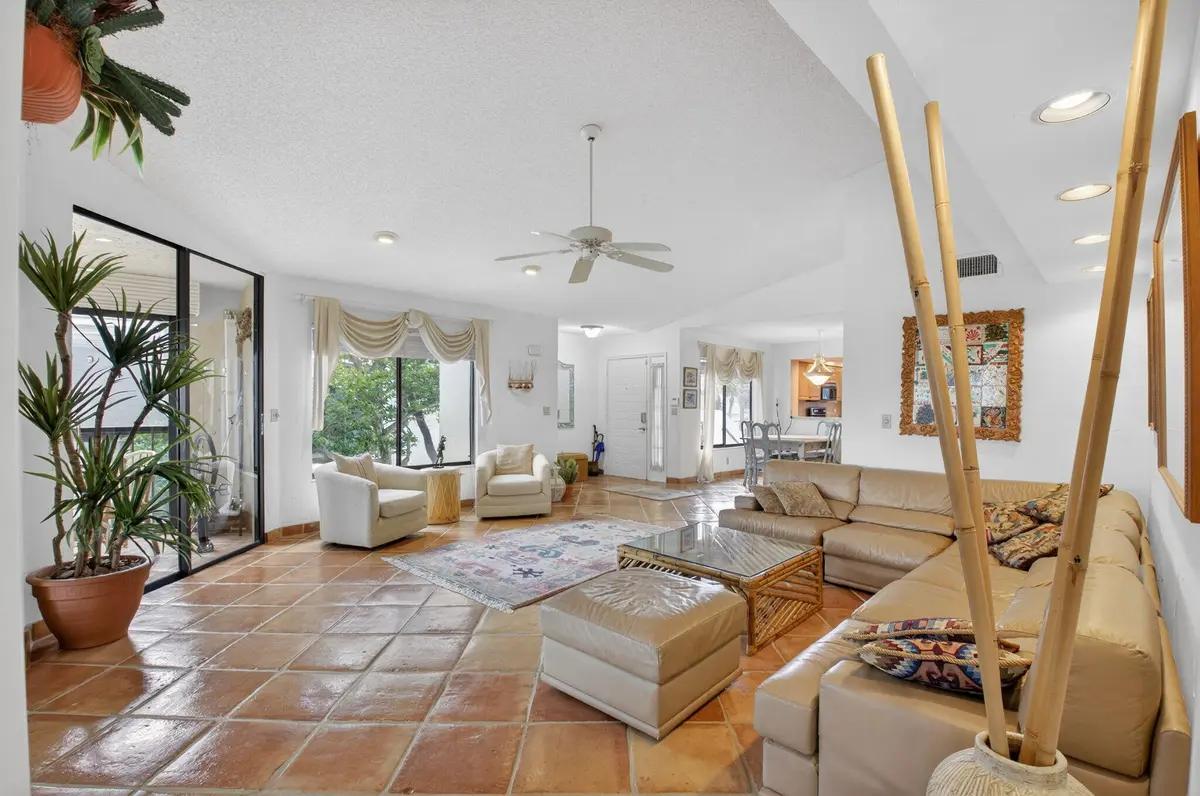 9-web-or-mls-DSC_9669 at 7320 Clunie Place 13906, Delray Beach