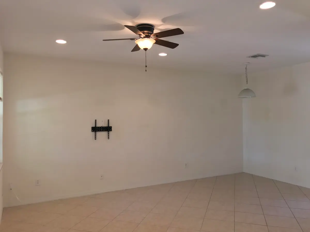 141 E Thatch Palm Circle, Jupiter, FL – photo 8