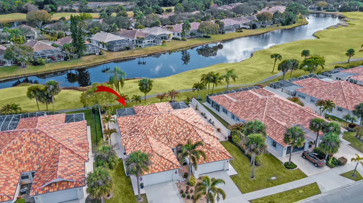 8285 SE Double Tree Dr Hobe-large-017-00 at 8285 SE Double Tree Drive, Hobe Sound