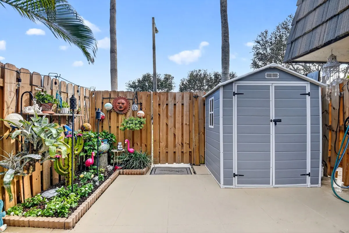 Patio at 1545 W Forest Lakes Circle B, West Palm Beach