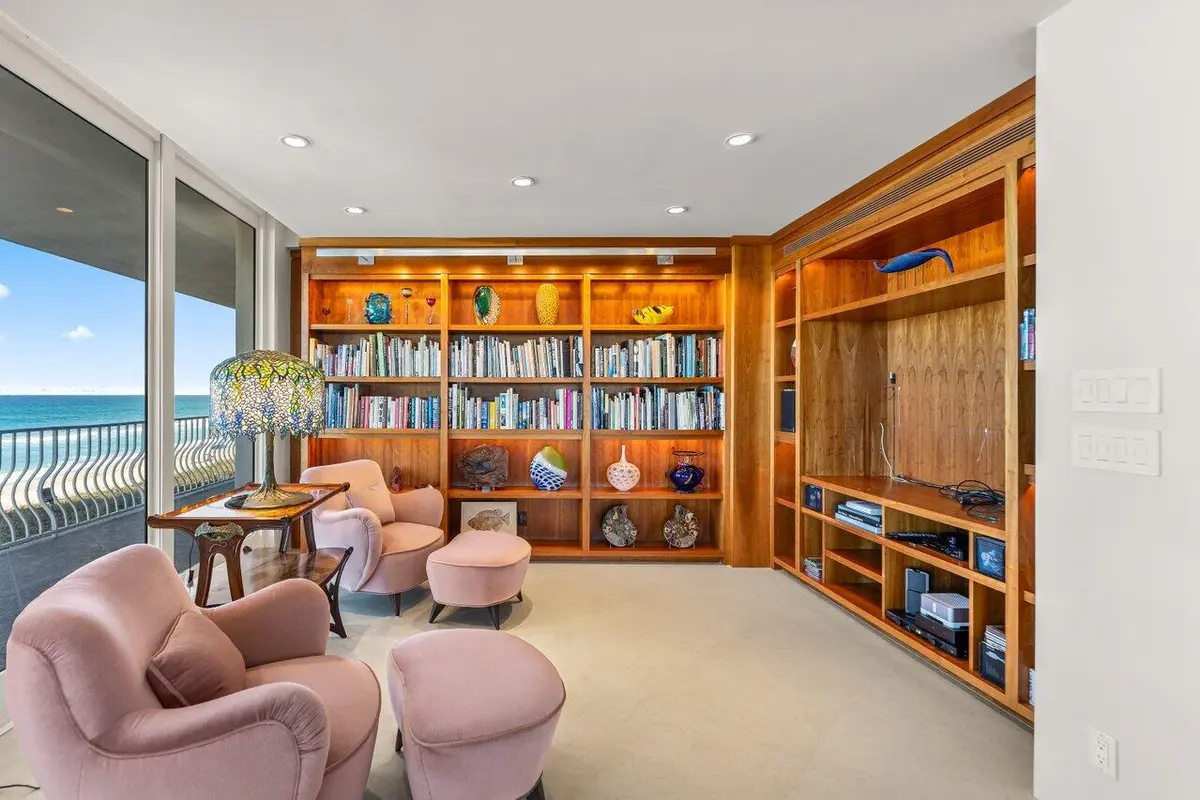 Den at 2000 S Ocean Boulevard 201n, Palm Beach