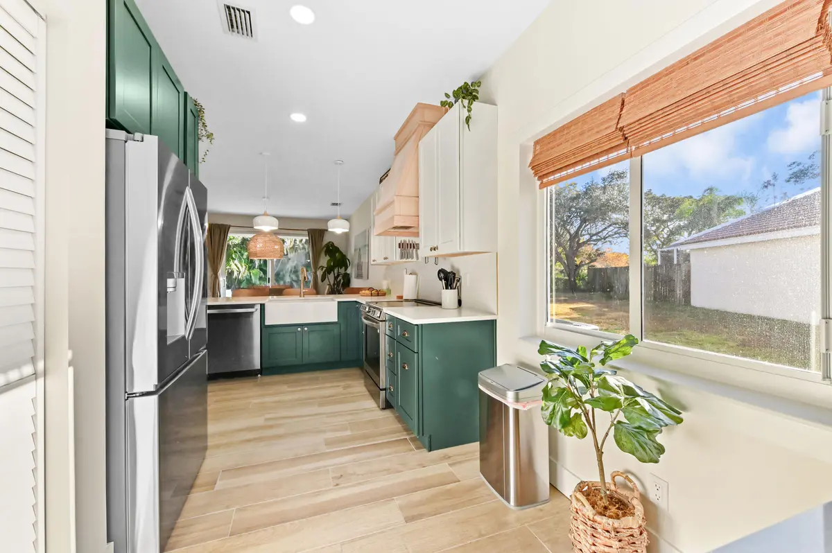 20 Kitchen 03 at 8017 Stirrup Cay Court, Boynton Beach