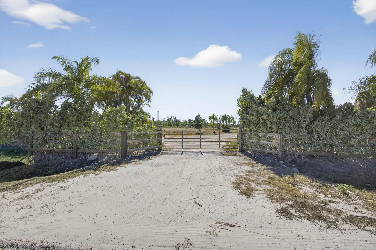 2-web-or-mls-BS1A3900 at 16296 Deer Path Lane, Wellington