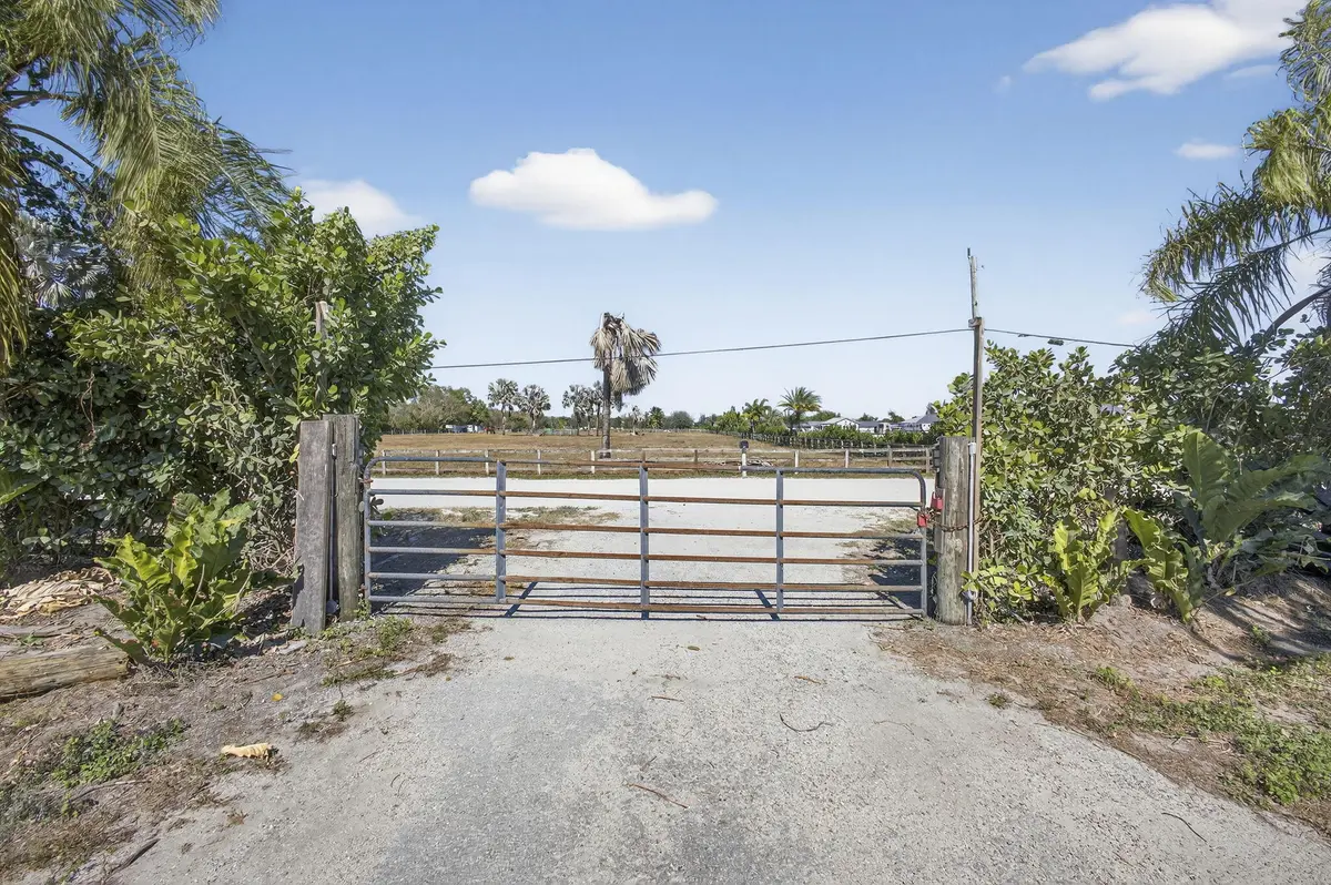 5-web-or-mls-BS1A3915 at 16296 Deer Path Lane, Wellington