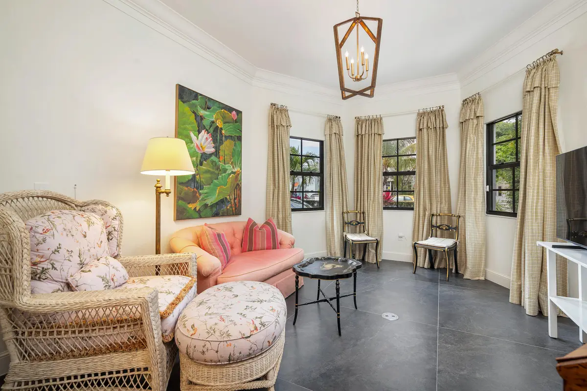 low-7 at 206 Greymon Drive, West Palm Beach