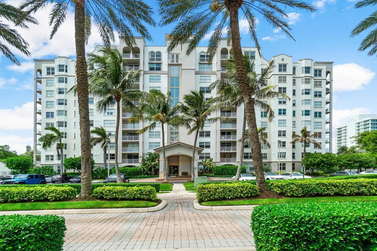 HBC at 3606 S Ocean Boulevard 402, Highland Beach