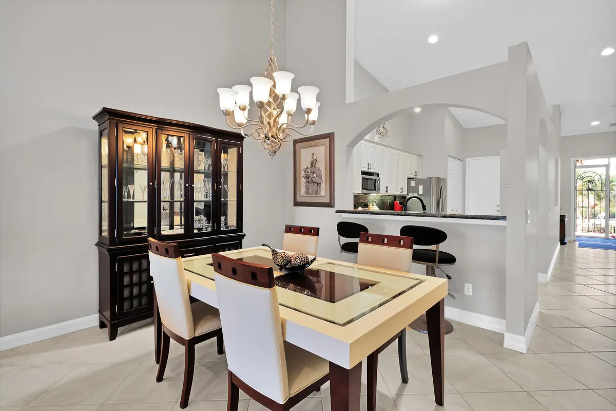 Dining Room at 6515 Oxford Circle 103, Vero Beach