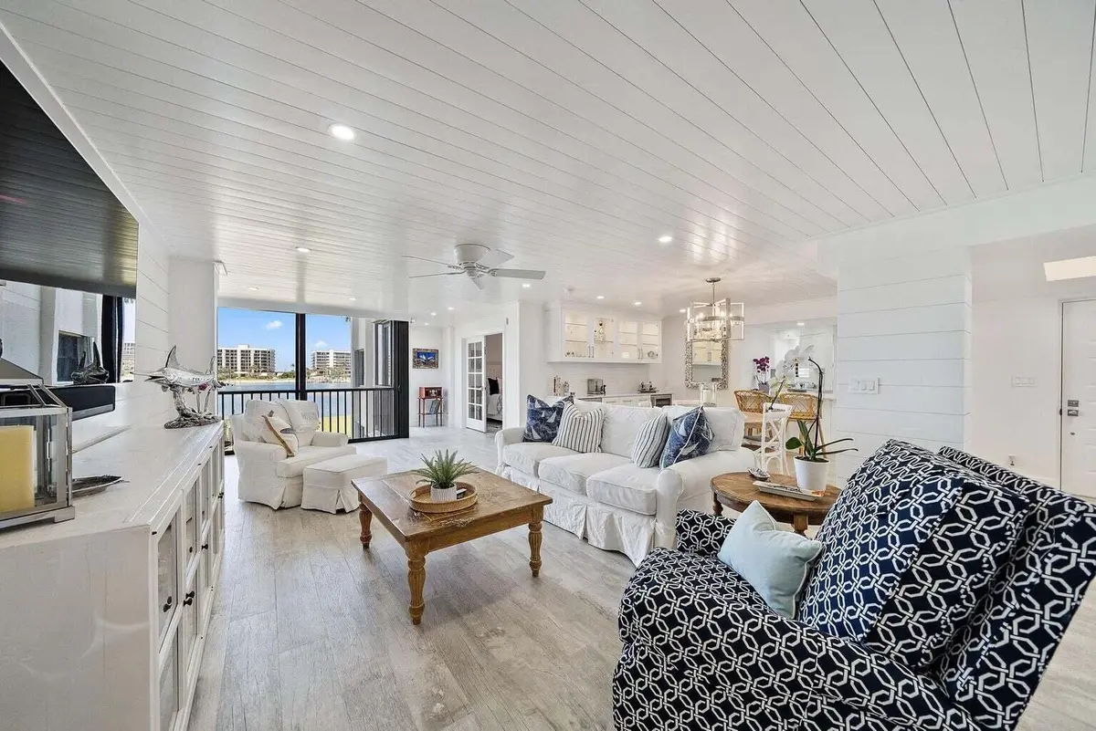 20210530144750562170000000-o at 19800 S Sandpointe Bay Drive 210, Tequesta