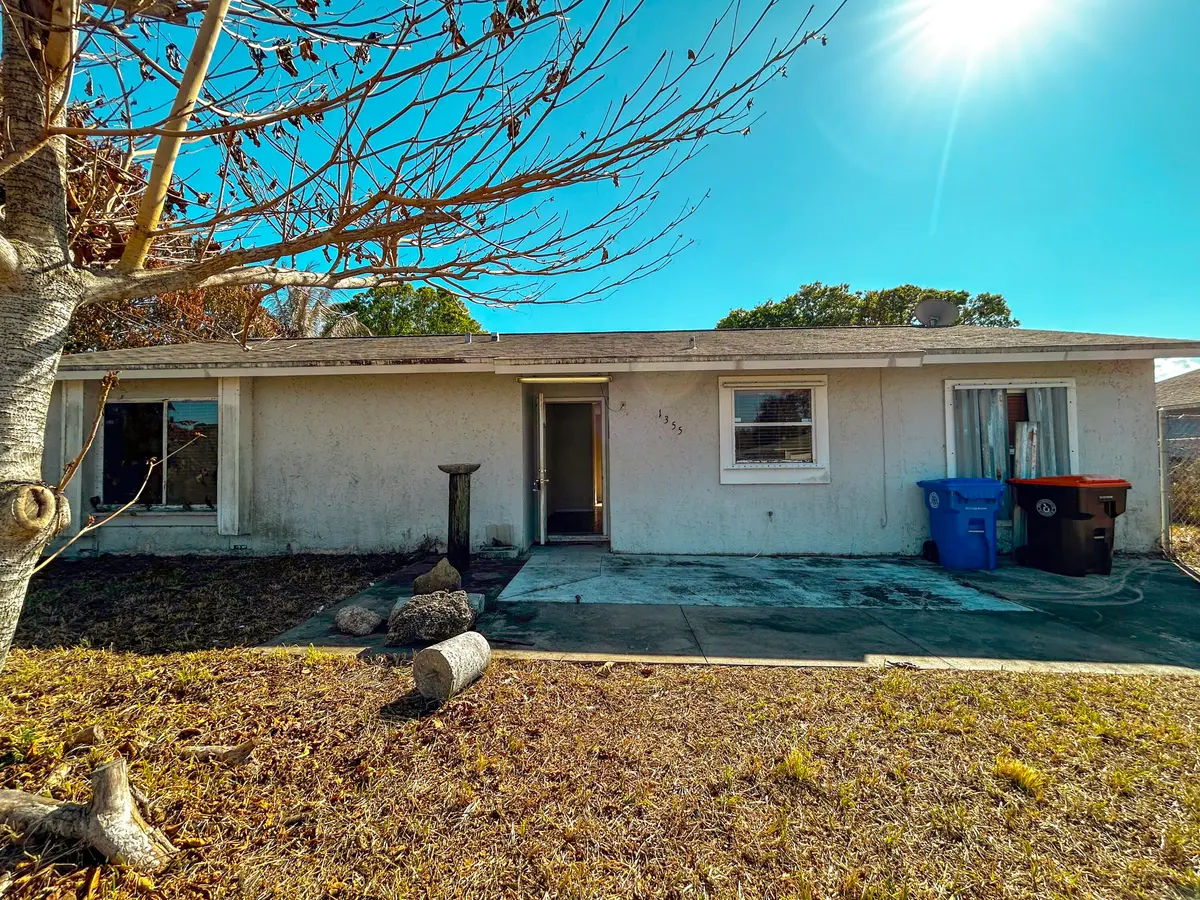 52-IMG_9324 at 1355 23rd Place, Vero Beach