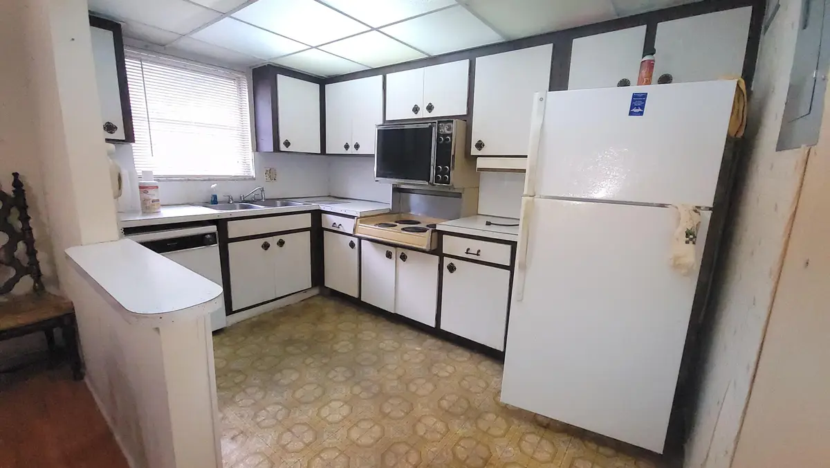 48 Stratford D, West Palm Beach, FL – photo 6