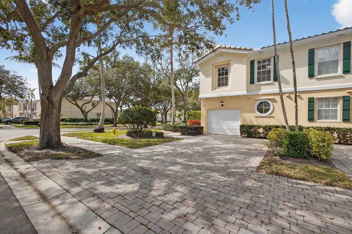 2-web-or-mls-5D1A0908 at 355 Salinas Drive, Palm Beach Gardens