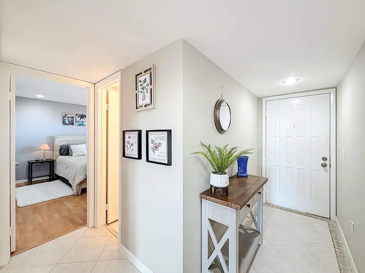 Foyer at 150 Lake Nancy Lane 419, West Palm Beach