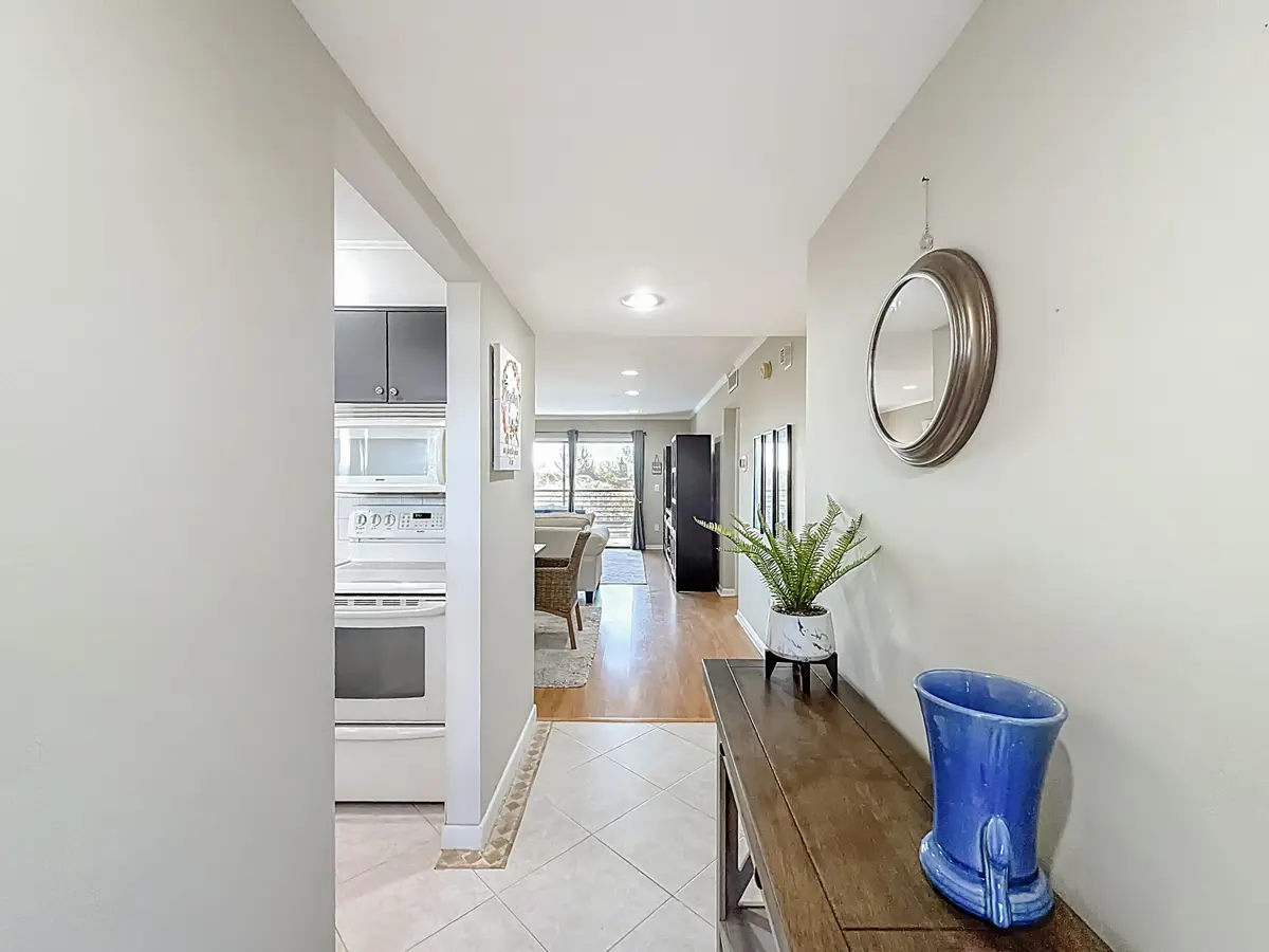 Foyer at 150 Lake Nancy Lane 419, West Palm Beach