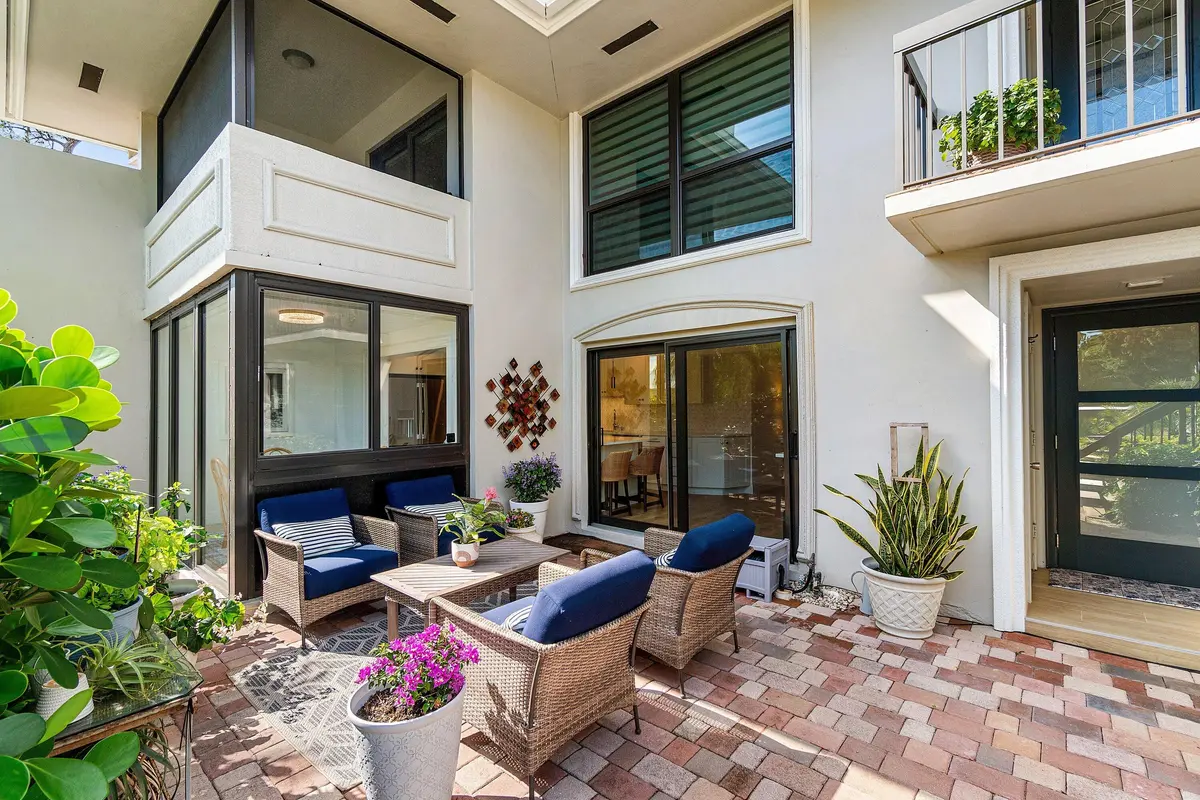 open patio at 11124 Quail Covey Road Mockingbird, Boynton Beach