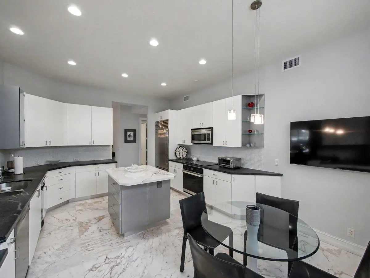 4-web-or-mls-008 at 118 Palm Bay Dr. A, Palm Beach Gardens
