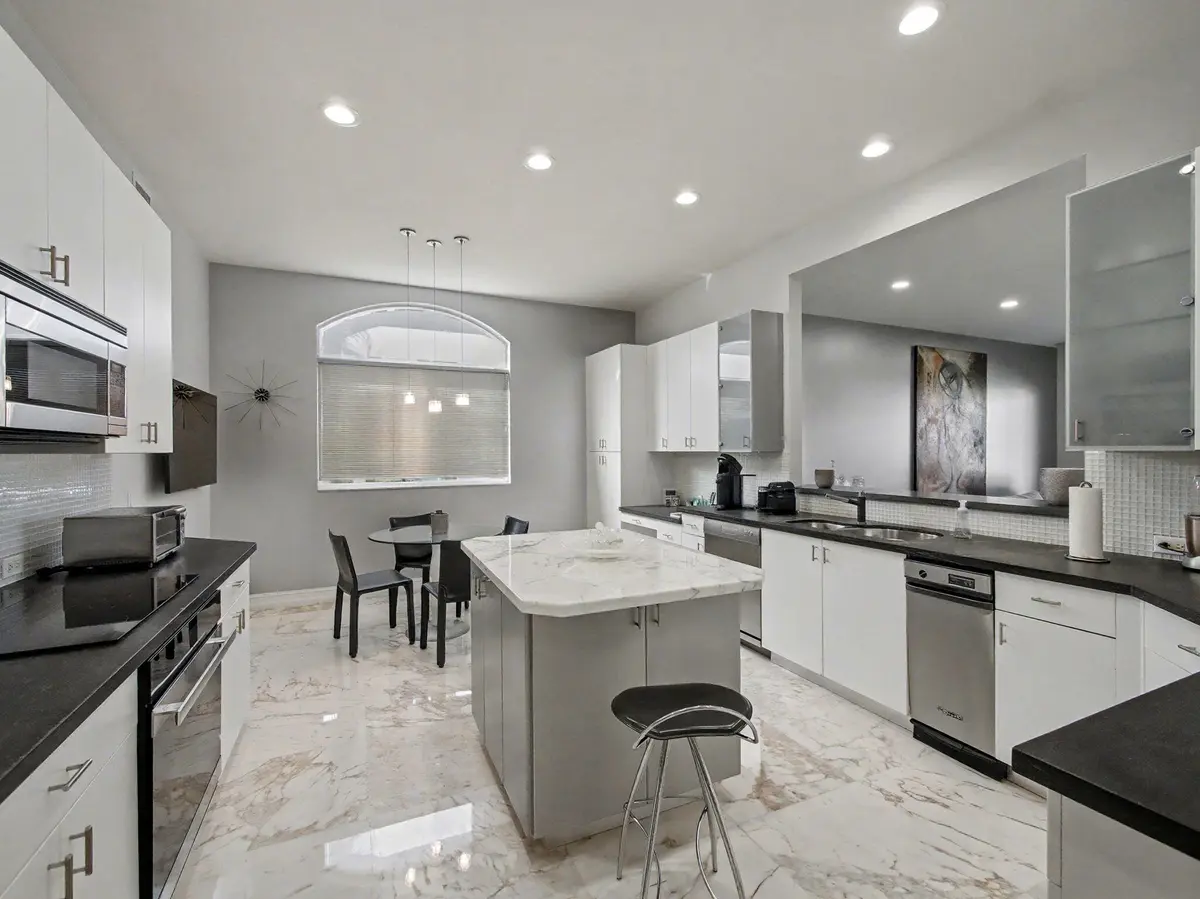 9-web-or-mls-002 at 118 Palm Bay Dr. A, Palm Beach Gardens