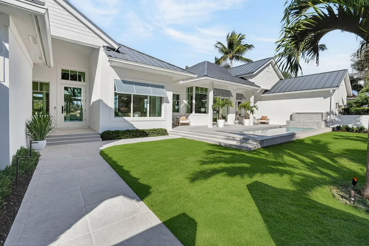 Entry path at 135 Terrapin Trail, Jupiter