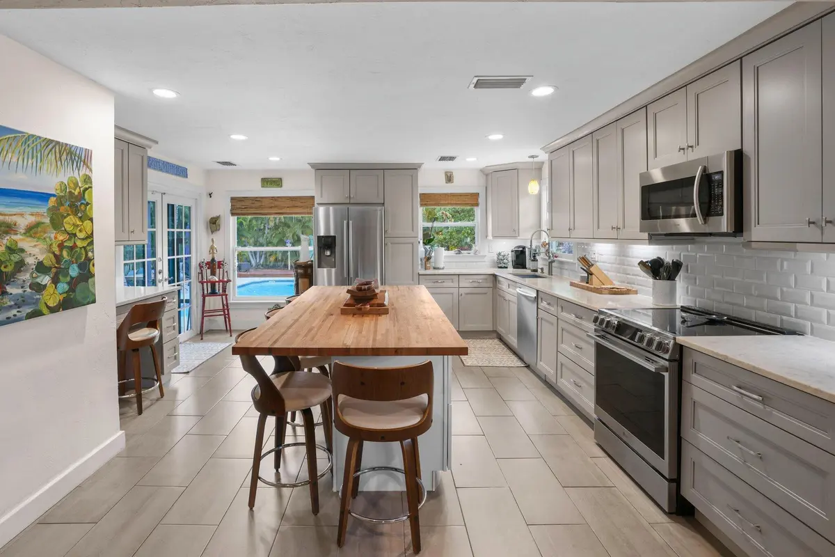 304 Southeast 4th Ave - 13.jpg-SMALL at 304 SE 4th Avenue, Delray Beach