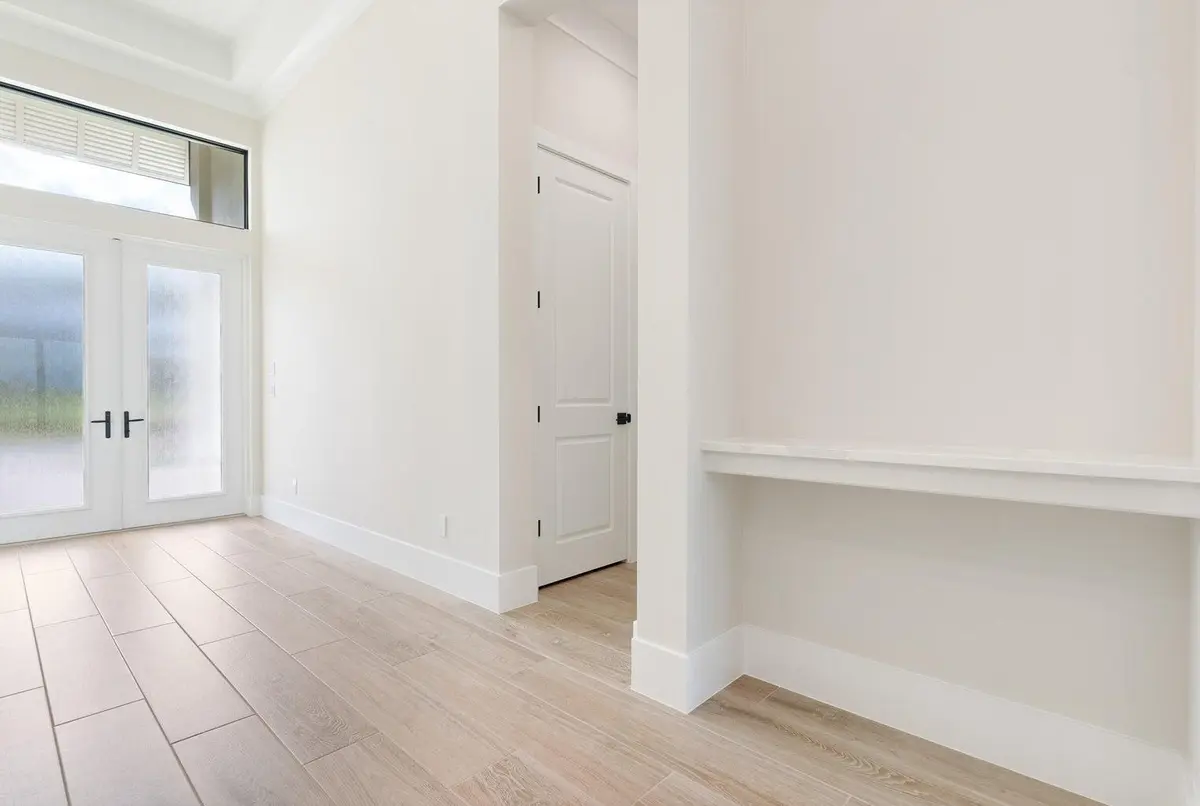 Foyer at 109 SE Via Verona, Port St. Lucie