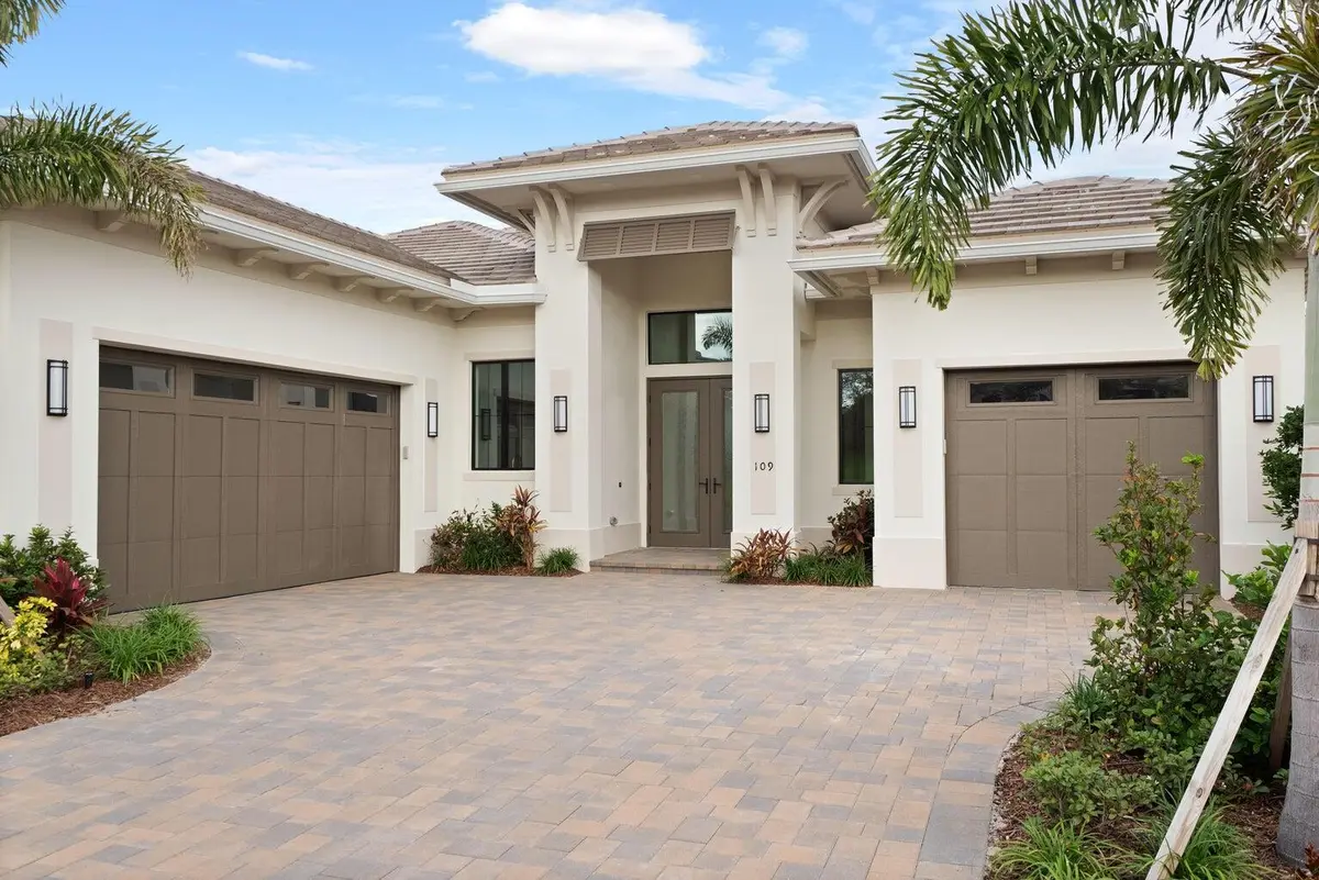 Street View of Home at 109 SE Via Verona, Port St. Lucie