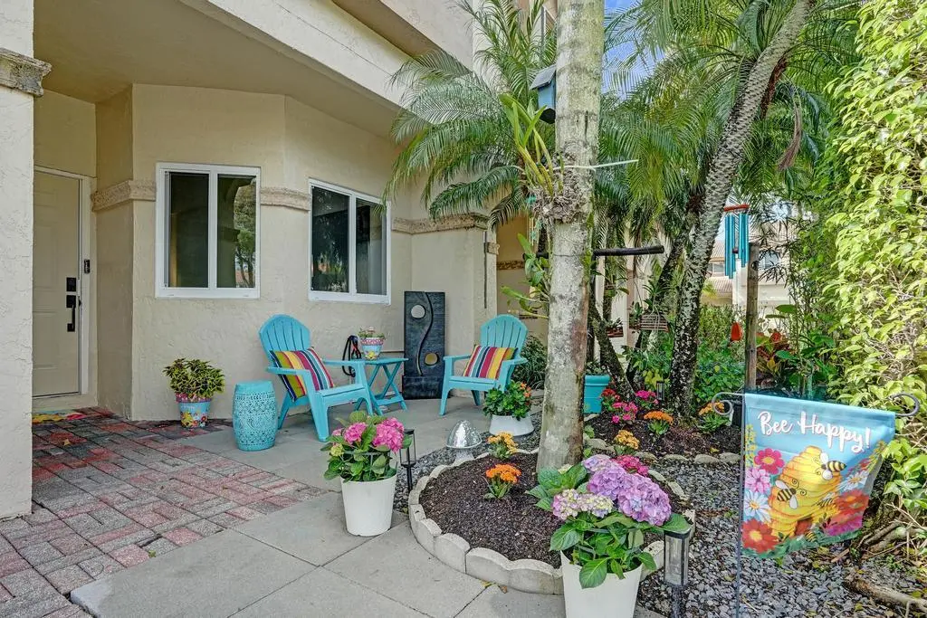 Garden View at 6800 Via Regina, Boca Raton