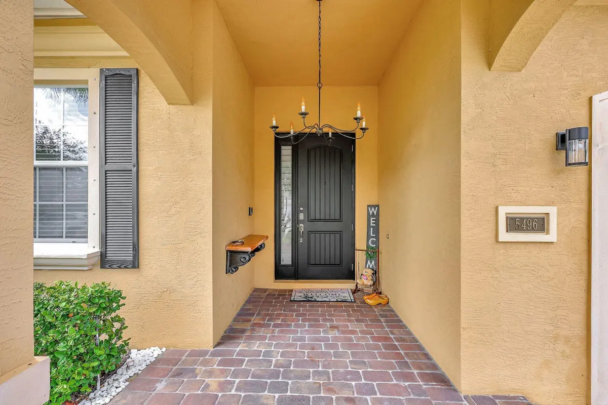 4-web-or-mls-5P1A2934 at 5496 SW Gray Fox Drive, Palm City