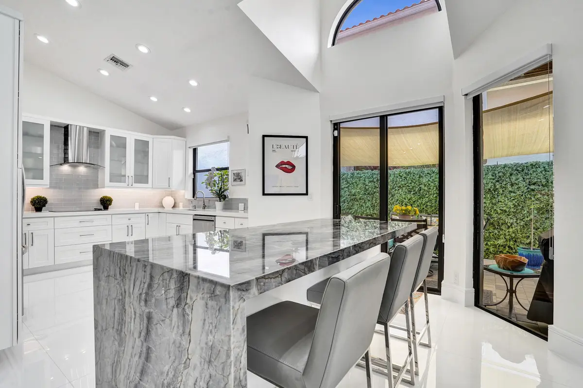 Island at 5851 NW 21st Avenue, Boca Raton