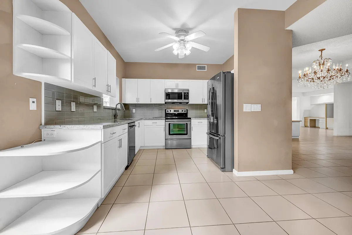 Updated Kitchen at 11571 Briarwood Circle 1, Boynton Beach