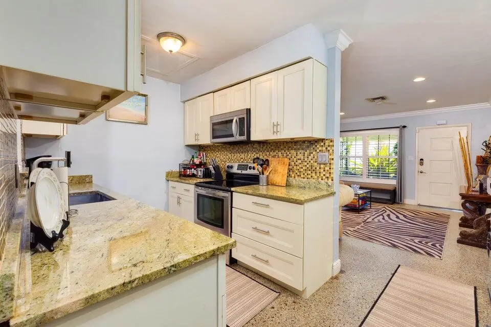 b14 at 145 SE 3rd Avenue, Boynton Beach