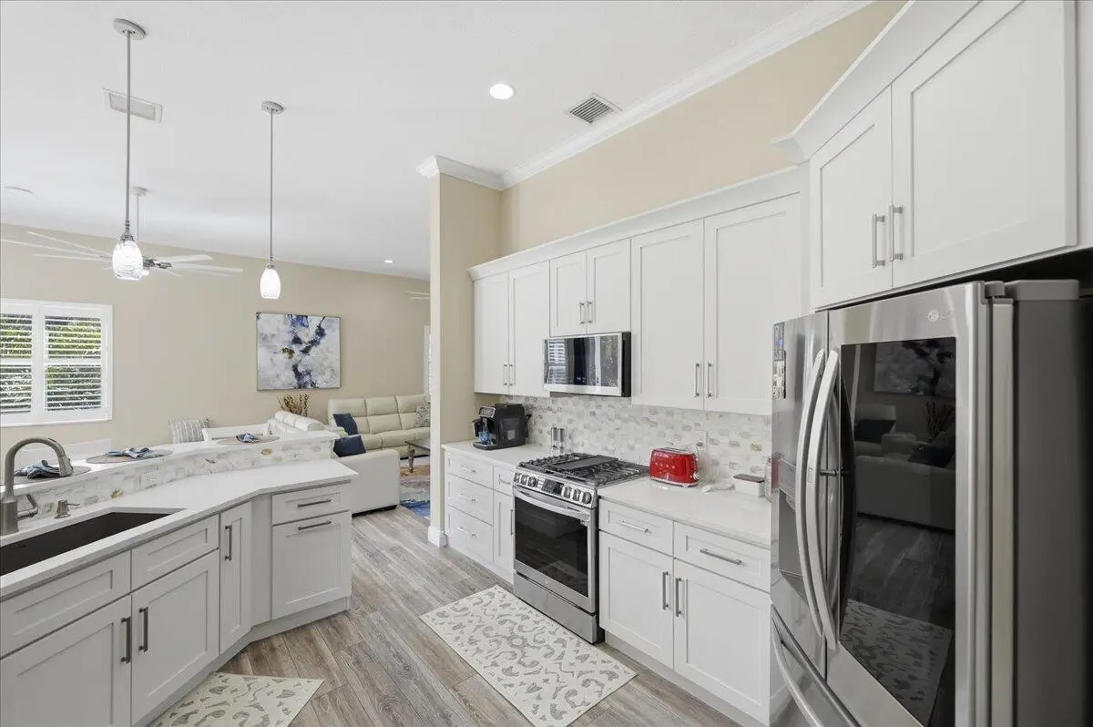 39-DSC3787 at 499 NW Blue Lake Drive, Port St. Lucie
