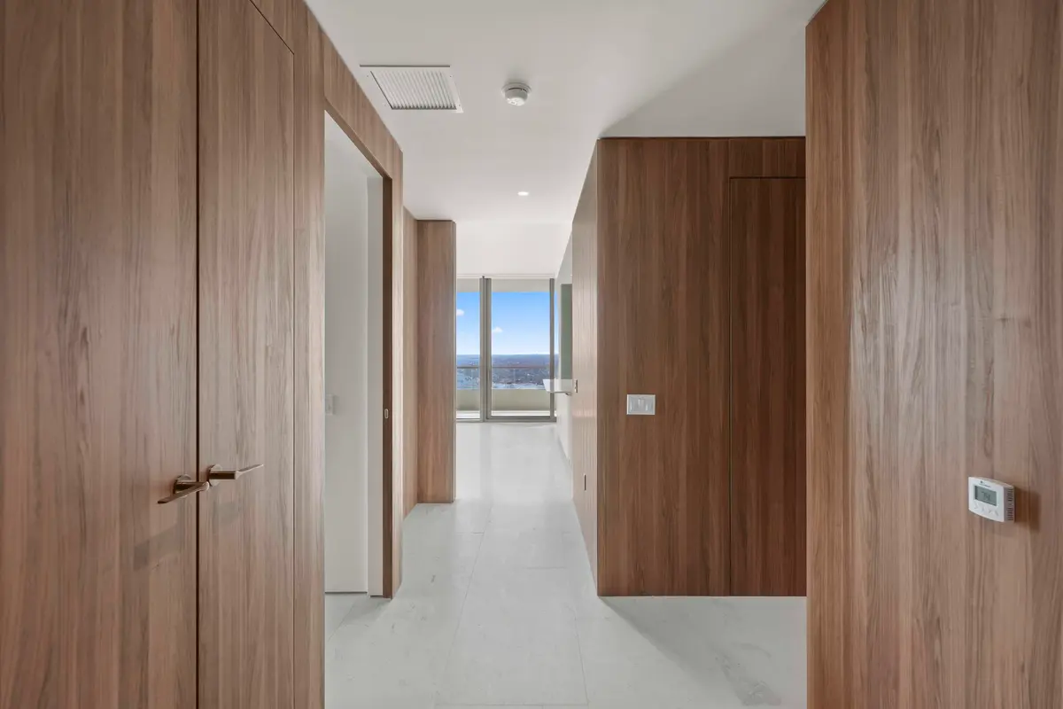 ENTRANCE HALL at 200 Arkona Court 2203, West Palm Beach