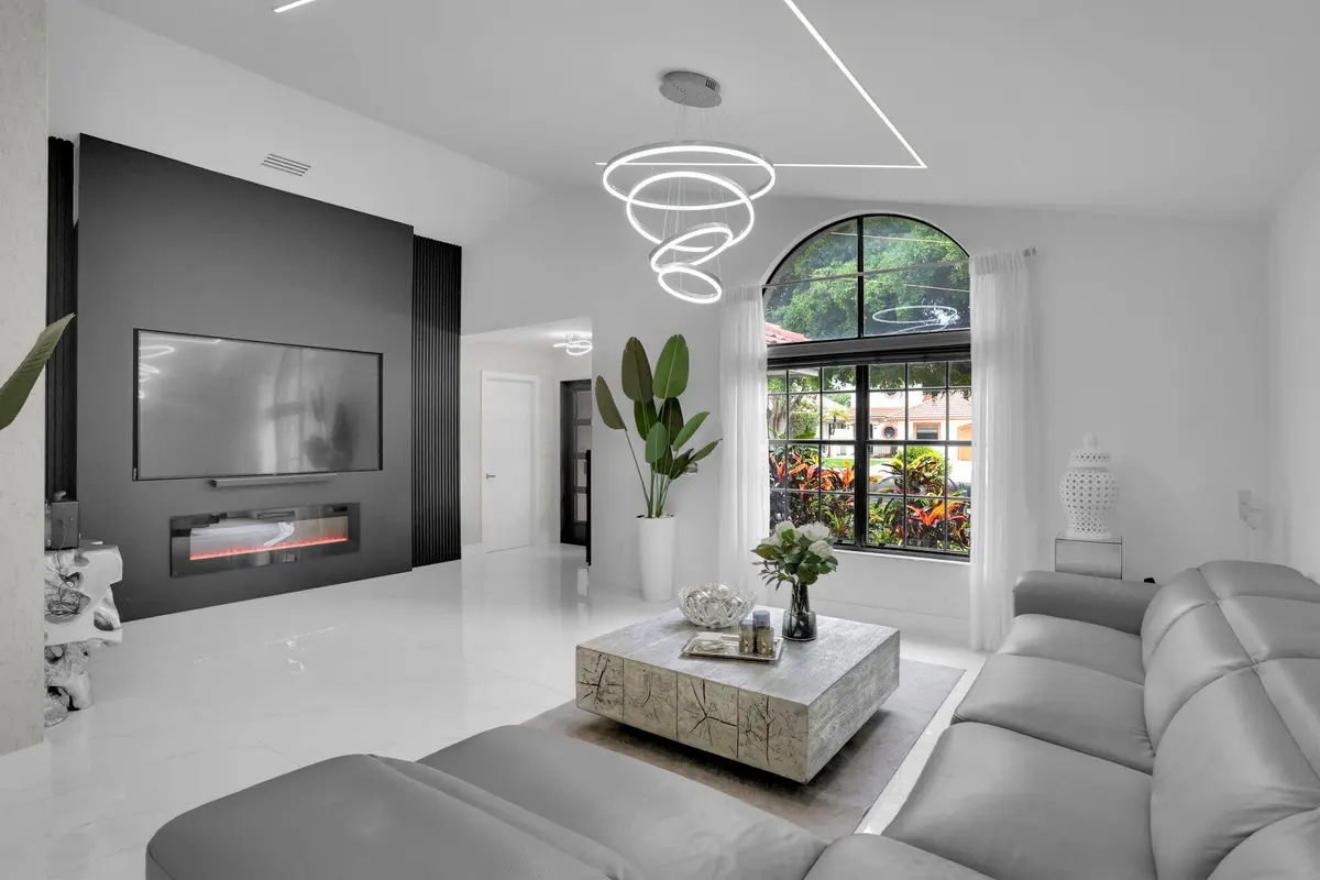 11-web-or-mls-0E2A6918 at 469 NW 38th Avenue, Deerfield Beach