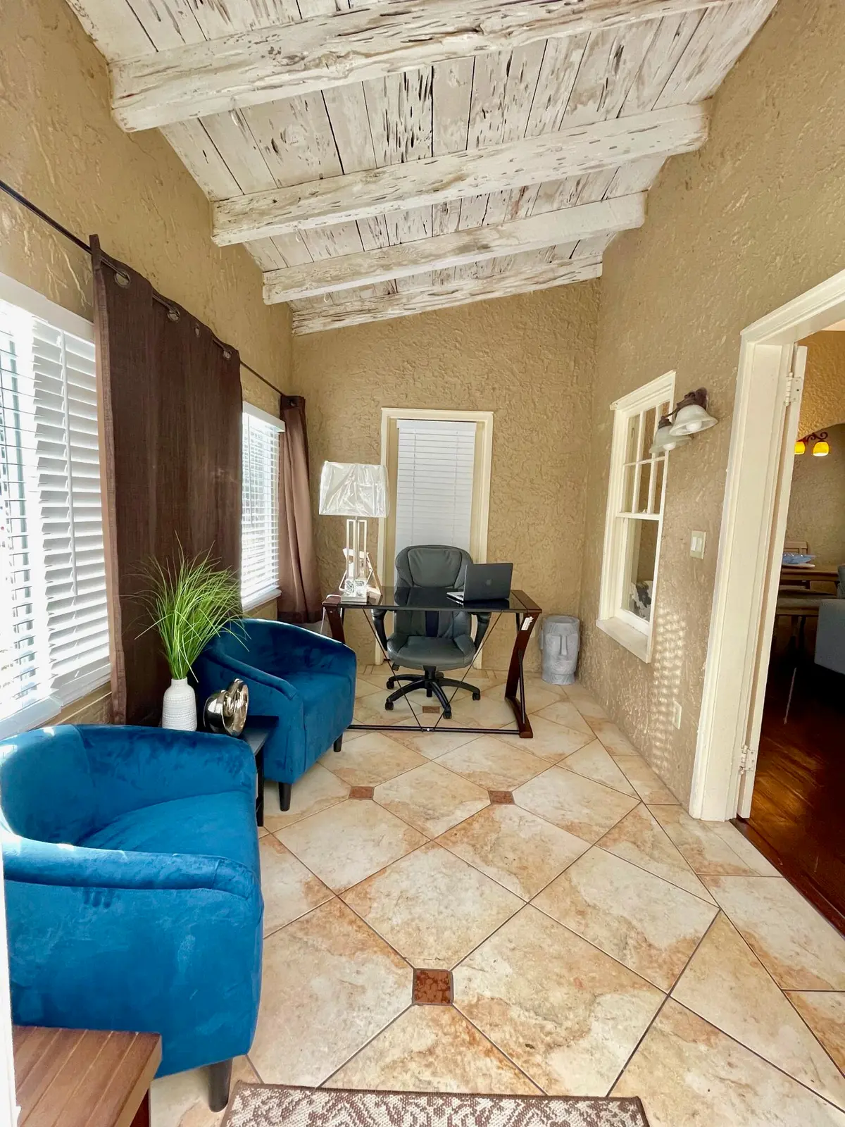 5555 sfh enclosed porch at 5555 Garden Avenue Sfh With A Detached Apt. Bldg., West Palm Beach