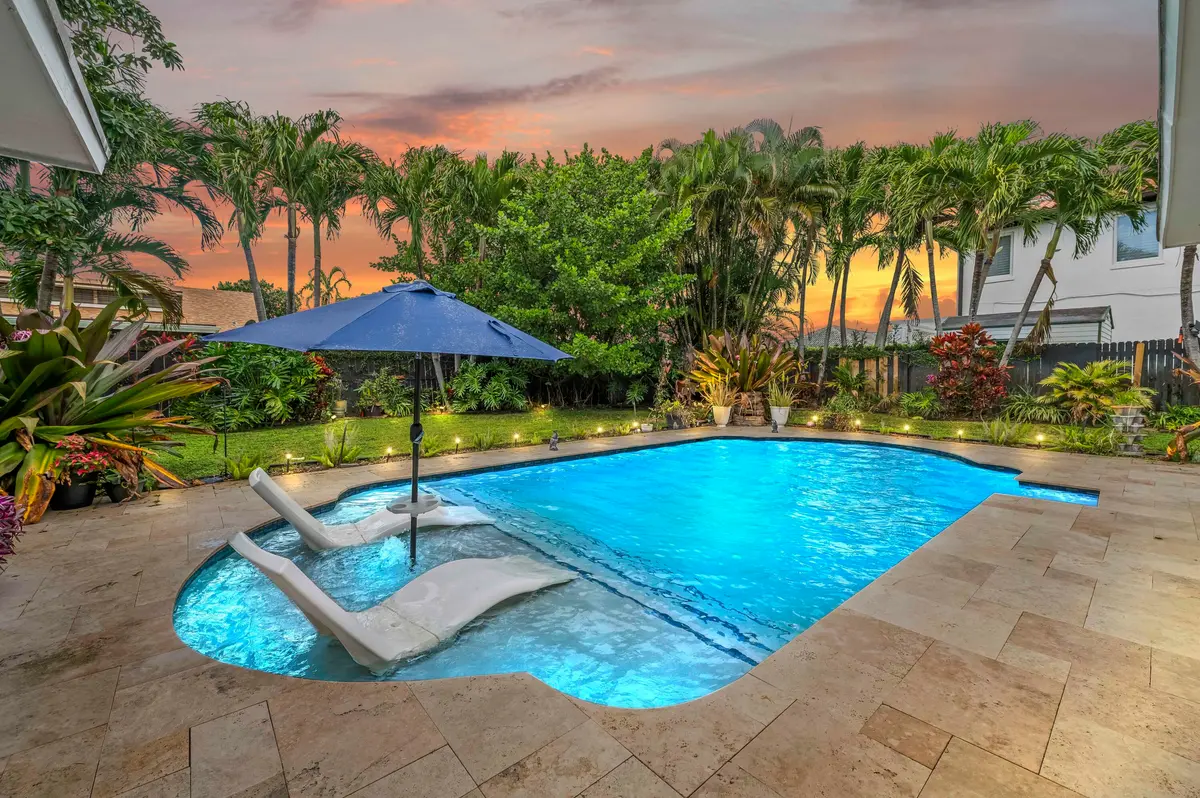 69 twilight 02 at 6427 Travis Road, Lake Clarke Shores