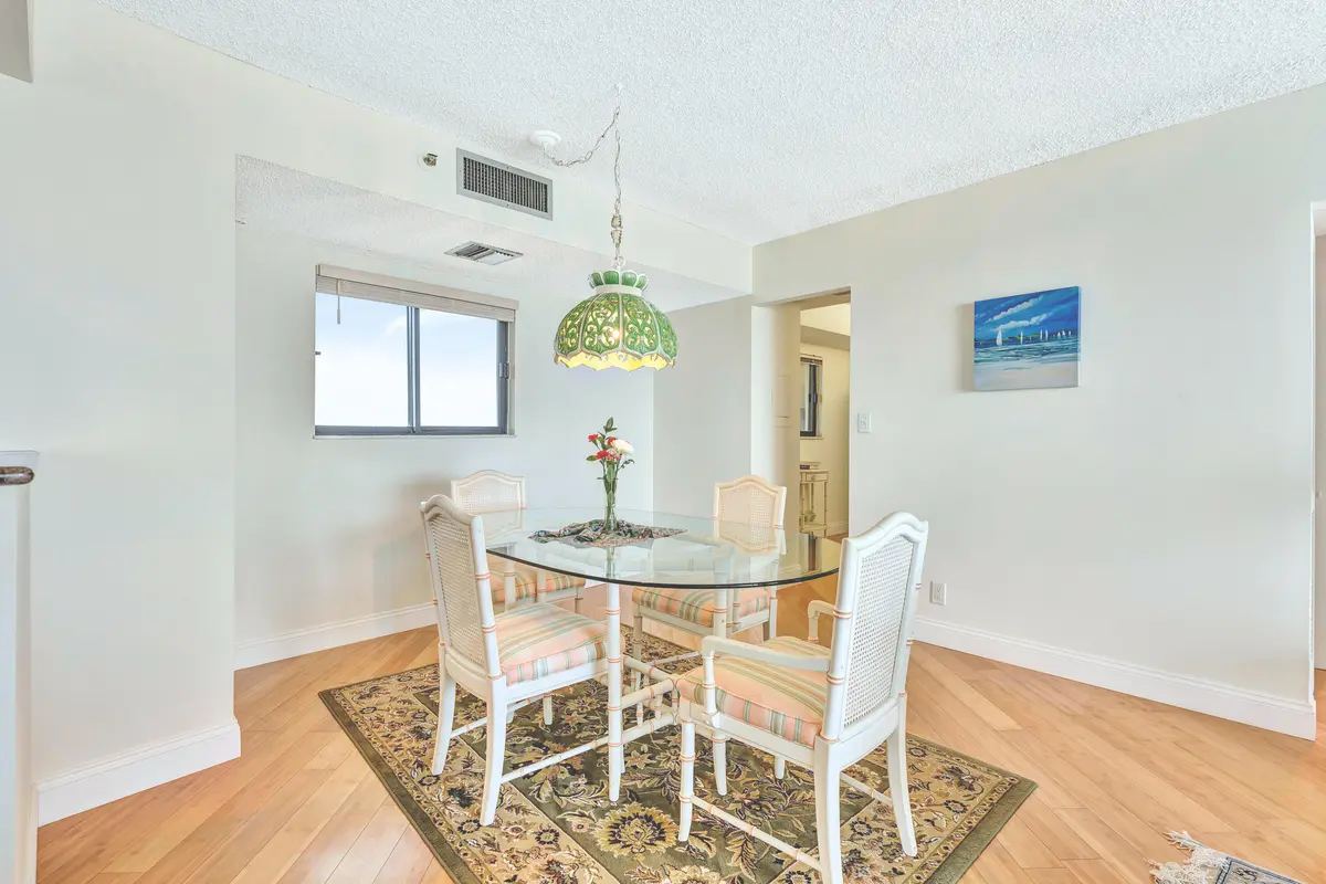 dining room at 300 Ocean Trail Way 1008, Jupiter