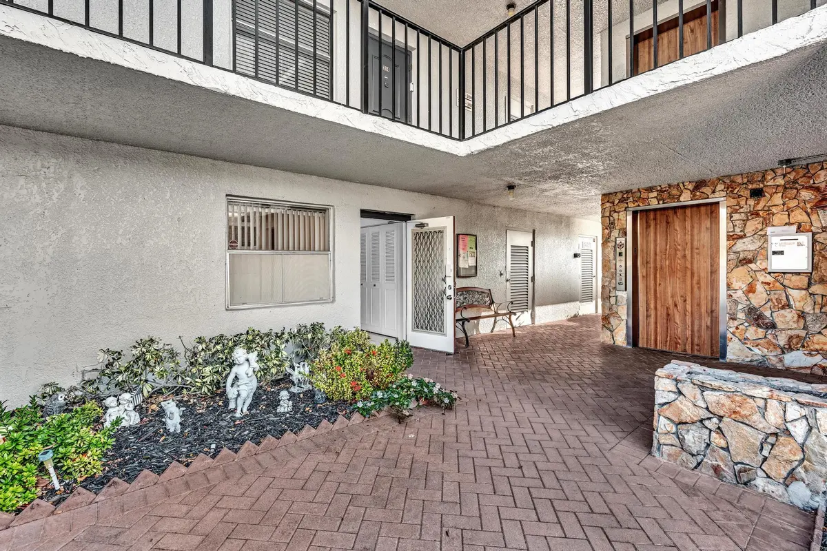 Front at 6650 S Oriole Boulevard 1040, Delray Beach