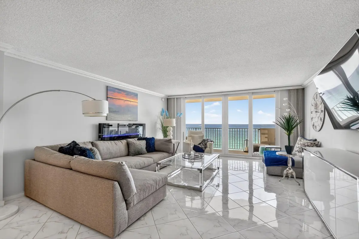 8-web-or-mls-DSC_1269 at 3000 S Ocean Boulevard 1004, Boca Raton