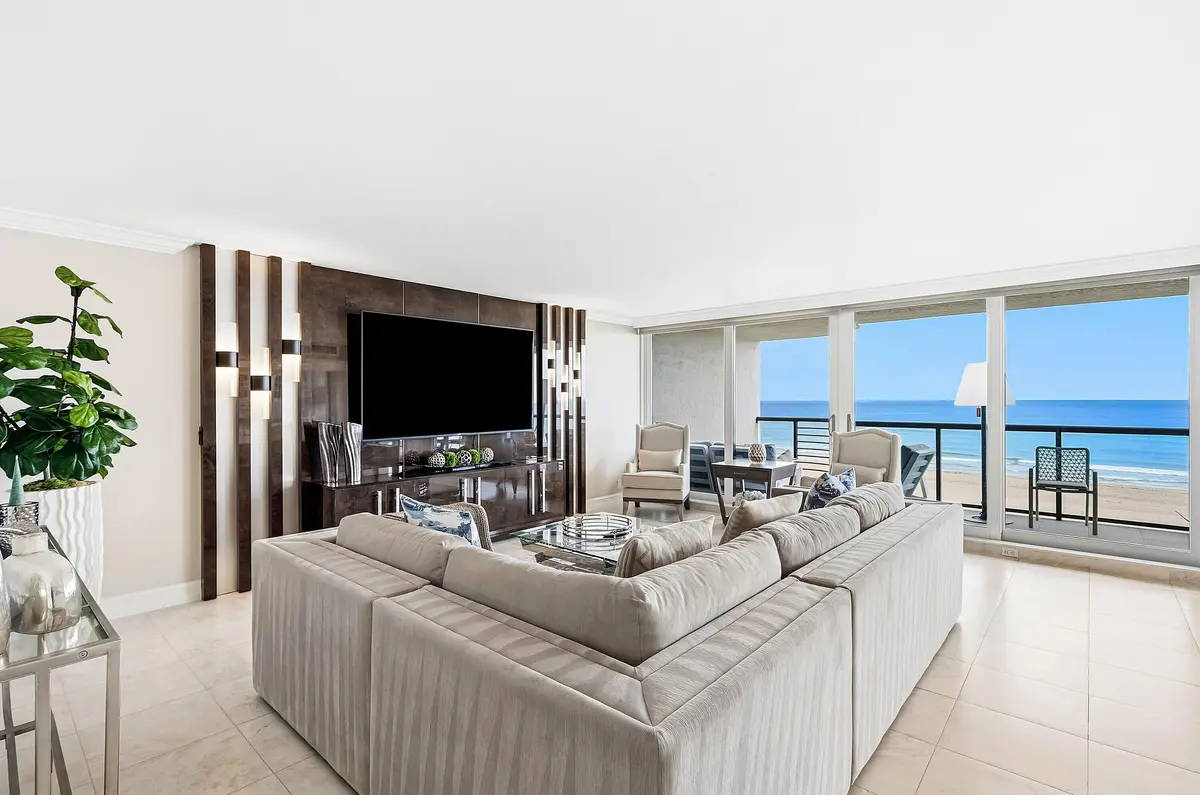 008-2727SouthOceanBoulevard-405-Highland at 2727 S Ocean Boulevard 405, Highland Beach