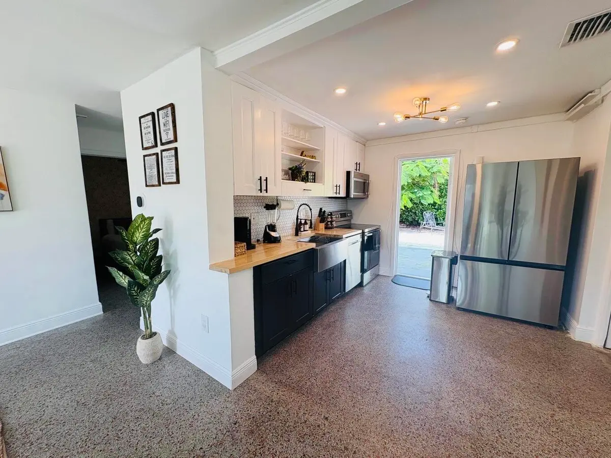 IMG_6675 at 2711 NE 11th Terrace, Pompano Beach